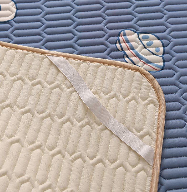 Flower-3pcs Summer Cool Latex Bed Mat Set Anti-skid Sleeping Mat with Pillowcase Bed Protection Pad Ins Bedding Home Room Decor