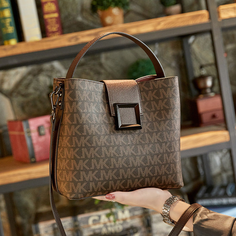 Fashion Retro Design Large Capacity Bucket Bag Versatile One Shoulder Crossbody Bag