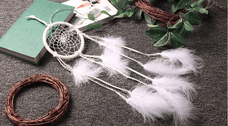 Handmade Dream Catcher With Light Room Decor Feather Weaving Wind Chimes Religious Mascot