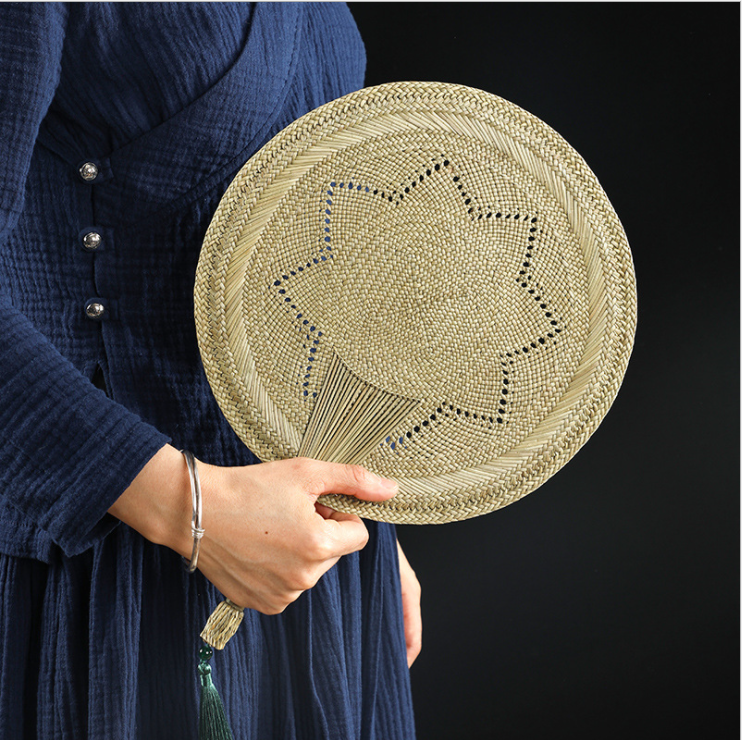 Hand-Woven Fan Cattail Leaf Braided Fan